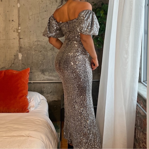 women’s nye silver sequin gown - Picture 3 of 7